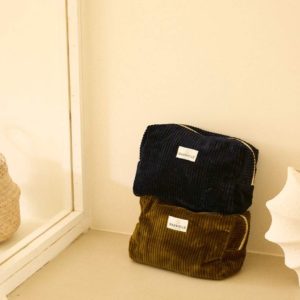 TROUSSE DE TOILETTE VERT OLIVE ET BLEU MARINE EN VELOURS GABRIELLE PARIS